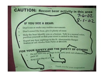 1086541-Bear_Warning_Sign_Kalsin_Island